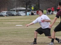 Sophomore Daniel Stephens flicks the disc to an open cutter in a bracket game against Kennesaw State in the Alabama tournament. Stephens played in 56 offensive points in the tournament. PHOTO BY: Will Hanna